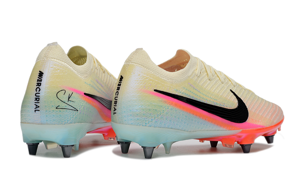 'CHUTEIRA NIKE MERCURIAL VAPOR 16 TRAVA MISTA (removível)