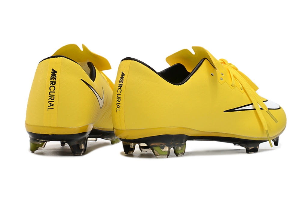 CHUTEIRA NIKE MERCURIAL VAPOR 10 ELITE CAMPO