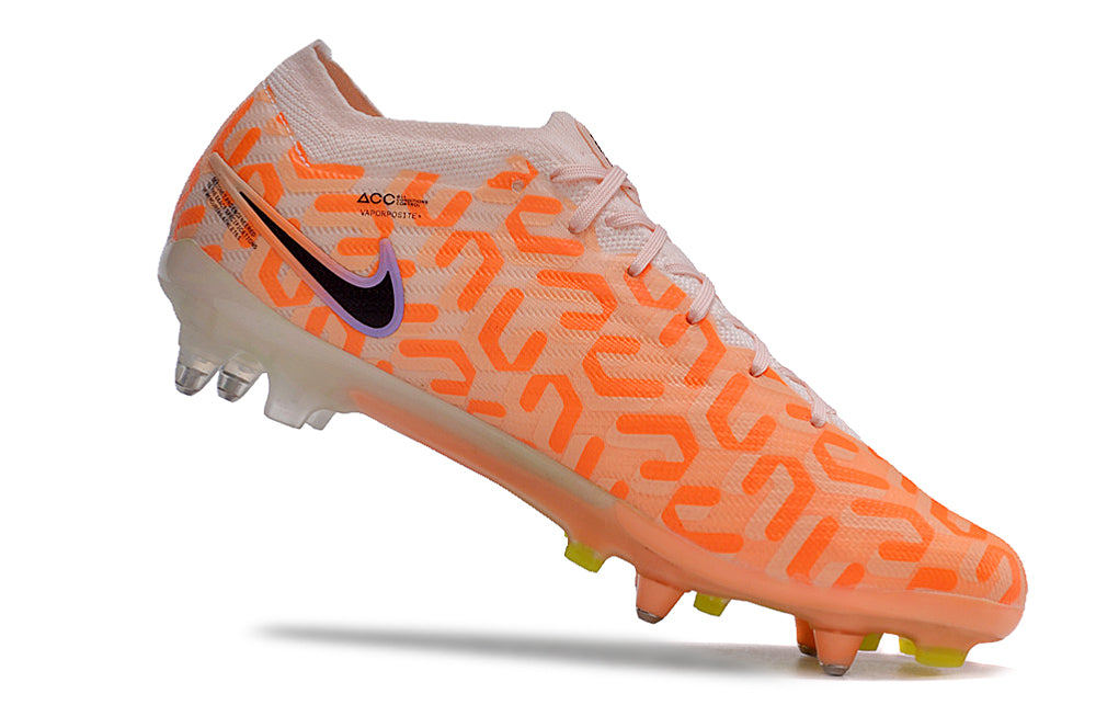 CHUTEIRA NIKE MERCURIAL VAPOR 15 TRAVA MISTA (fixa)