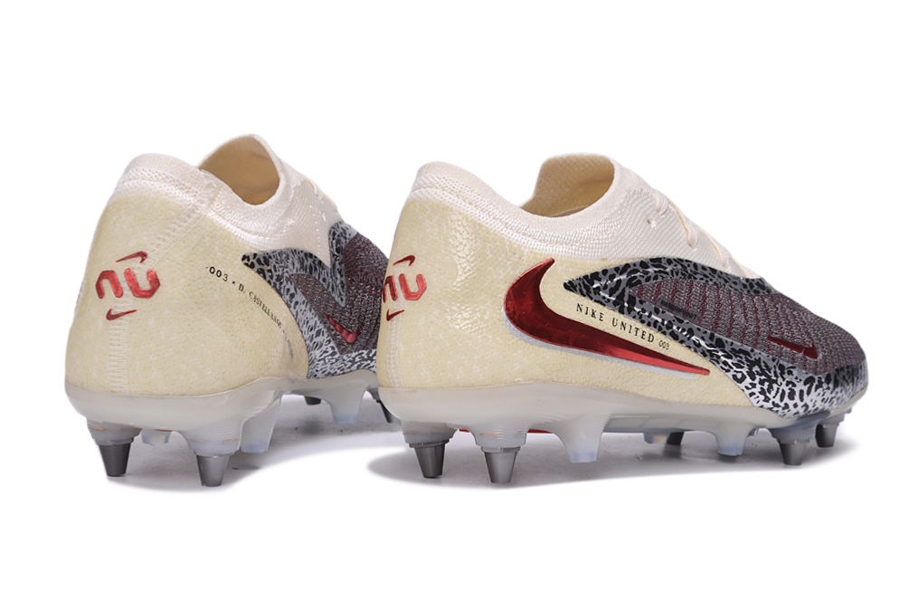'CHUTEIRA NIKE PHANTOM GX6 TRAVA MISTA (removível)