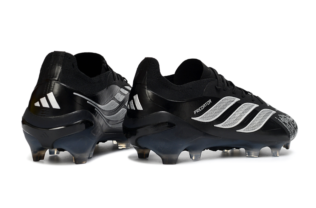 CHUTEIRA ADIDAS PREDATOR 26 CAMPO