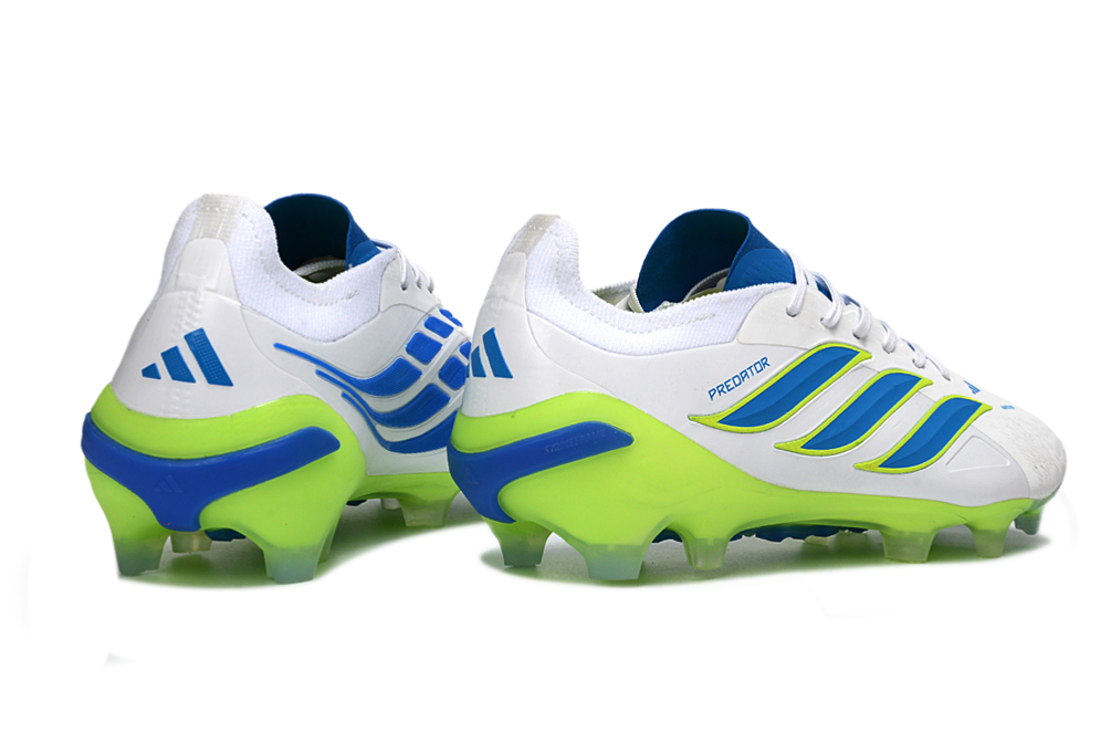 CHUTEIRA ADIDAS PREDATOR 26 CAMPO
