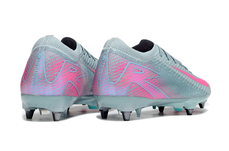 CHUTEIRA NIKE MERCURIAL VAPOR 16 TRAVA MISTA (removível)