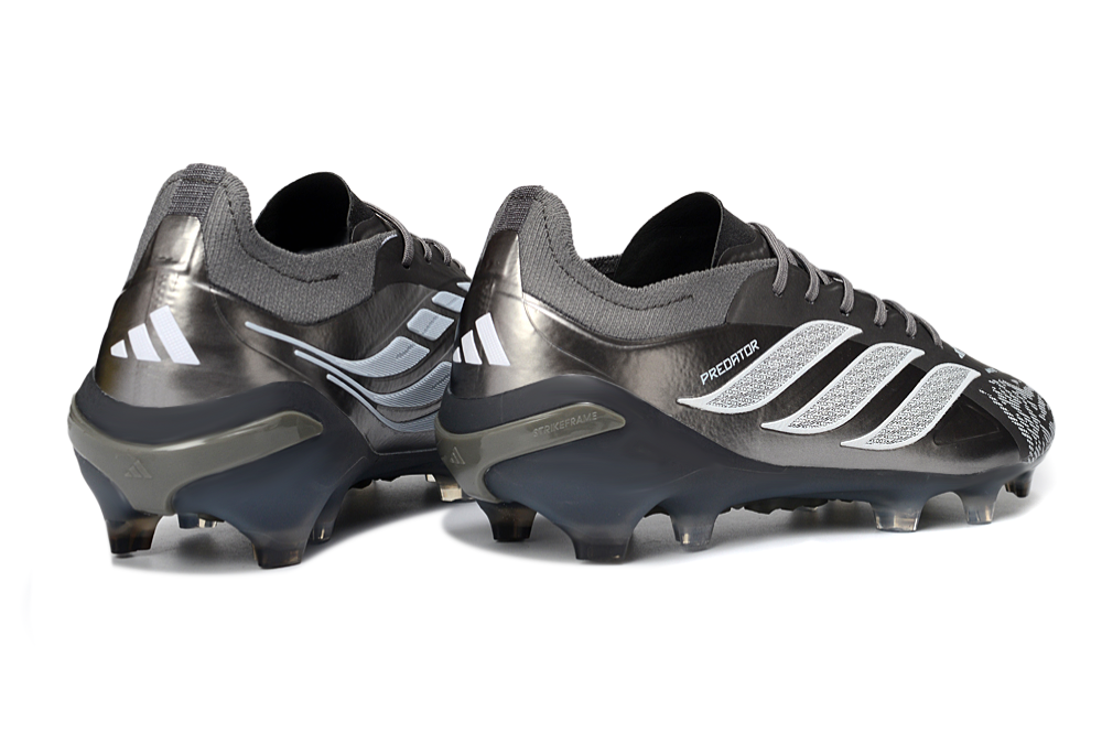 CHUTEIRA ADIDAS PREDATOR 26 CAMPO