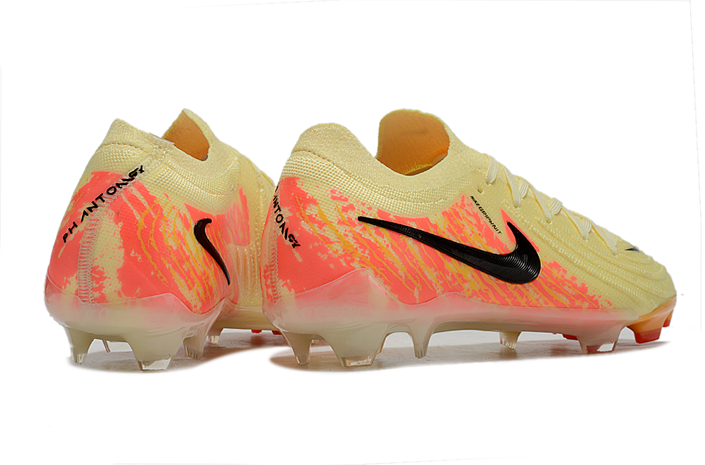CHUTEIRA NIKE PHANTOM GX2 ELITE CAMPO