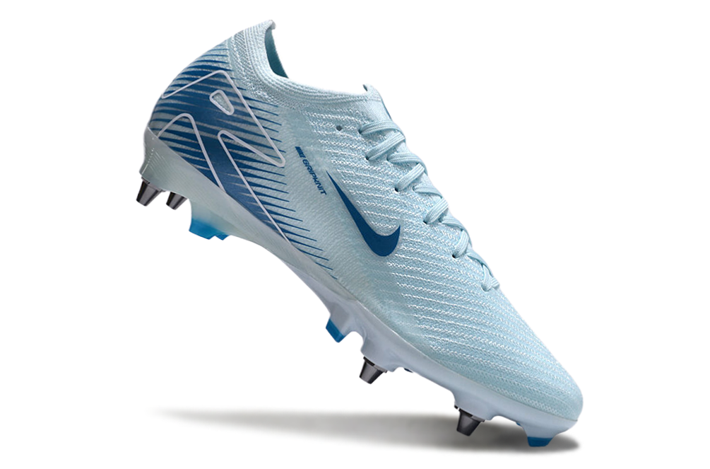 CHUTEIRA NIKE MERCURIAL VAPOR 16 TRAVA MISTA (removível)