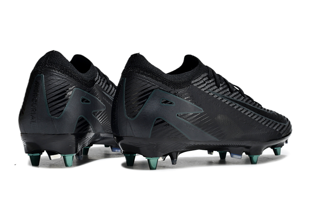 CHUTEIRA NIKE MERCURIAL VAPOR 16 TRAVA MISTA (removível)