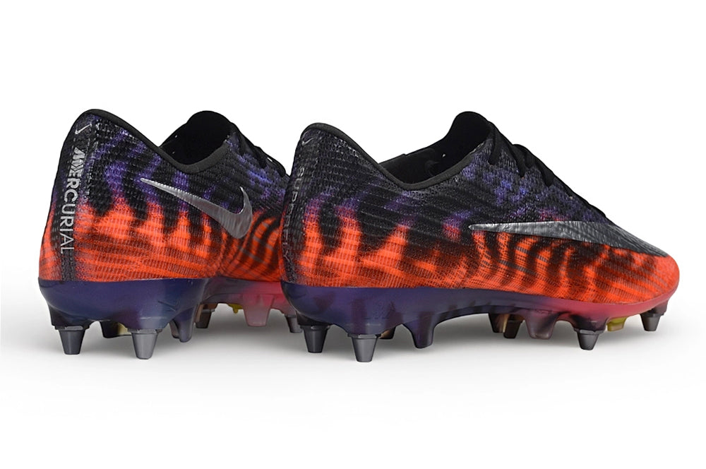 CHUTEIRA NIKE SUPERFLY 11 ELITE TRAVA MISTA (removível)