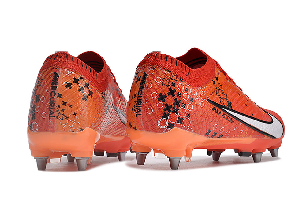 'CHUTEIRA NIKE MERCURIAL VAPOR 15 TRAVA MISTA (removível)