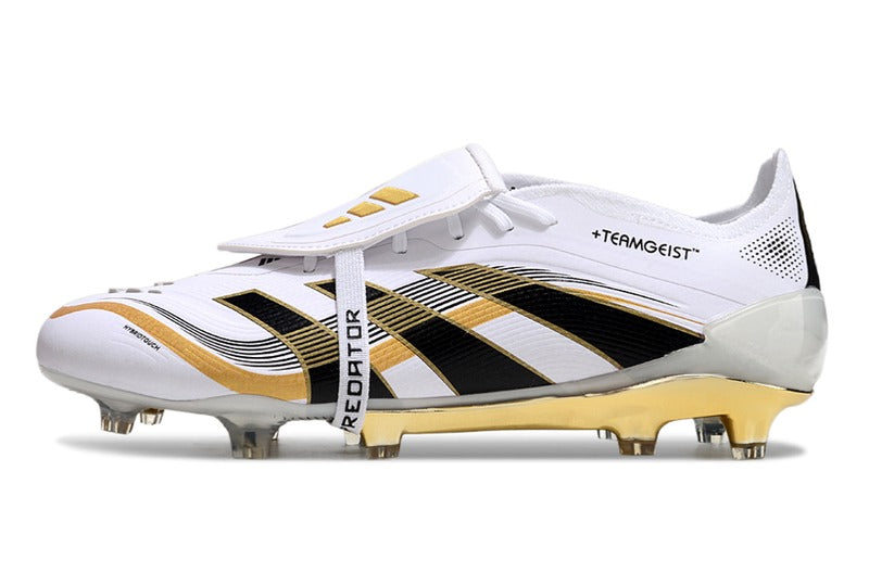 'CHUTEIRA ADIDAS PREDATOR 30 CAMPO