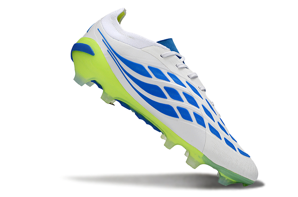 CHUTEIRA ADIDAS PREDATOR 26 CAMPO