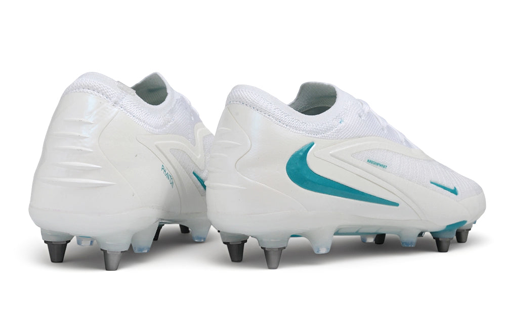 'CHUTEIRA NIKE PHANTOM GX6 TRAVA MISTA (removível)