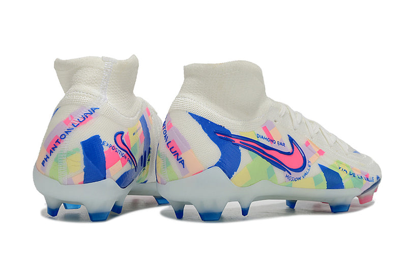 'CHUTEIRA NIKE PHANTOM LUNA ELITE CAMPO
