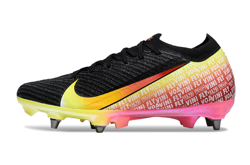 'CHUTEIRA NIKE MERCURIAL VAPOR 16 TRAVA MISTA (removível)