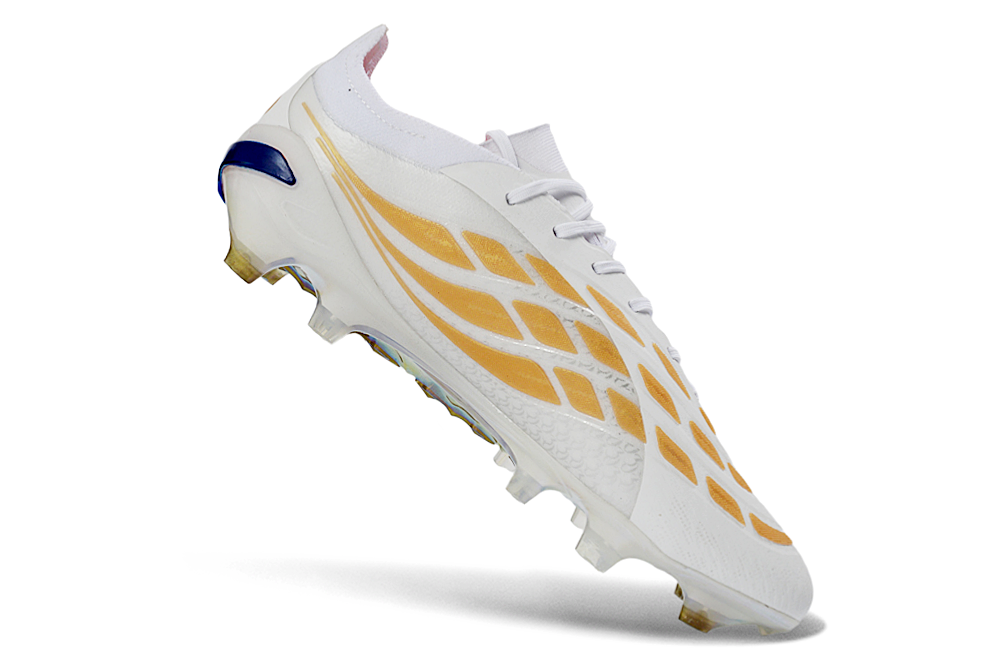 CHUTEIRA ADIDAS PREDATOR 26 CAMPO