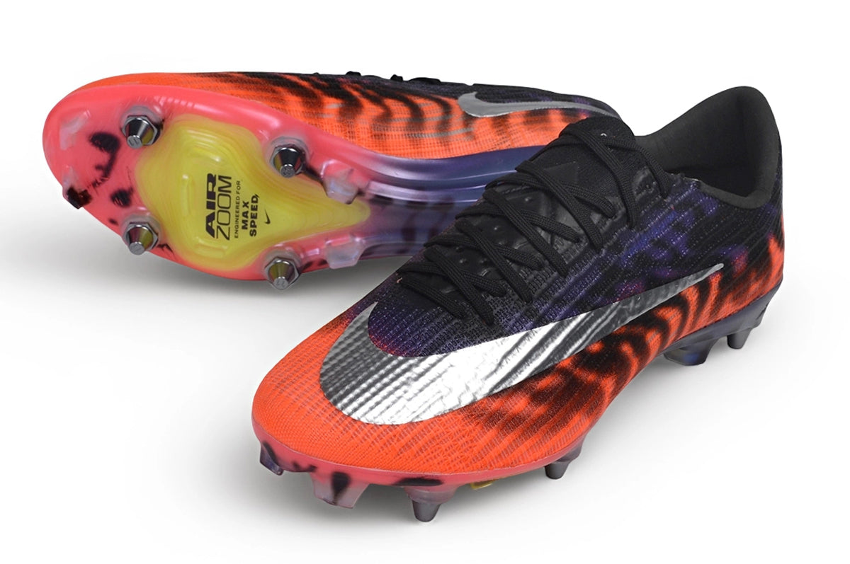 CHUTEIRA NIKE SUPERFLY 11 ELITE TRAVA MISTA (removível)