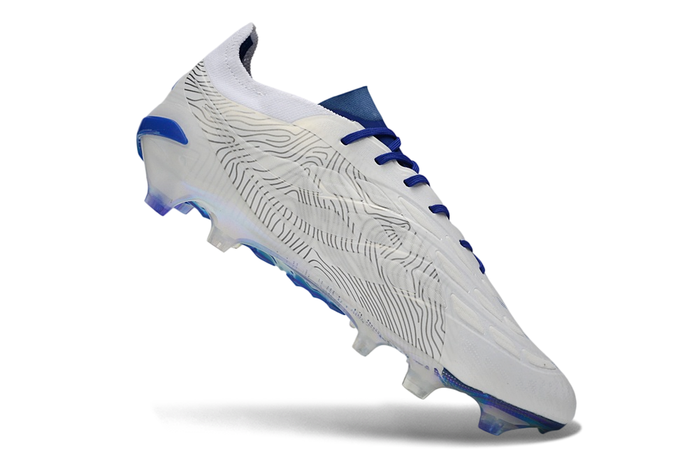 CHUTEIRA ADIDAS PREDATOR 26 CAMPO